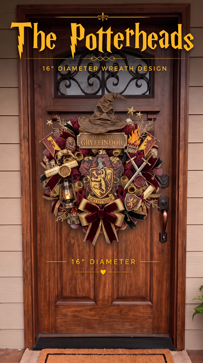 Hogwarts Wreath (PRE-ORDER)